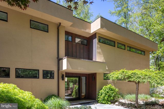 11604 FAIRFAX STATION RD, Fairfax Station, VA 22039