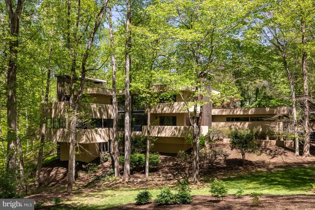 11604 FAIRFAX STATION RD, Fairfax Station, VA 22039