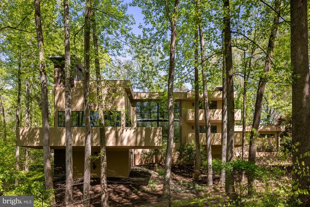 11604 FAIRFAX STATION RD, Fairfax Station, VA 22039