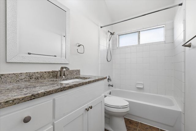 5625 Overland Drive, The Colony, TX 75056