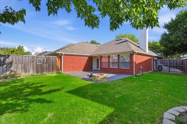 5625 Overland Drive, The Colony, TX 75056