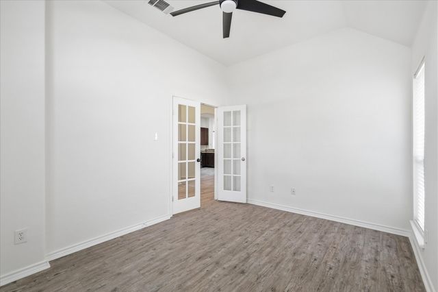 5625 Overland Drive, The Colony, TX 75056