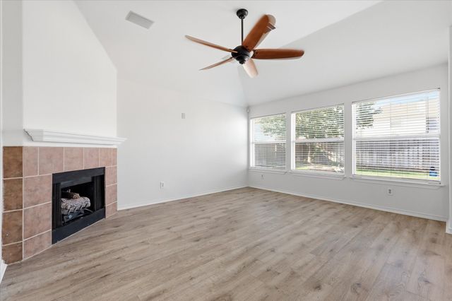 5625 Overland Drive, The Colony, TX 75056