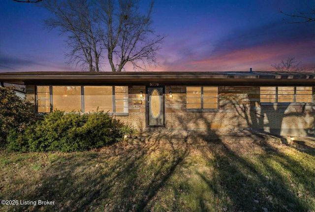 5739 Dorinda Dr, Louisville, KY 40258