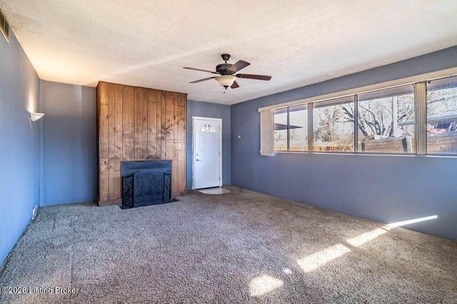 5739 Dorinda Dr, Louisville, KY 40258