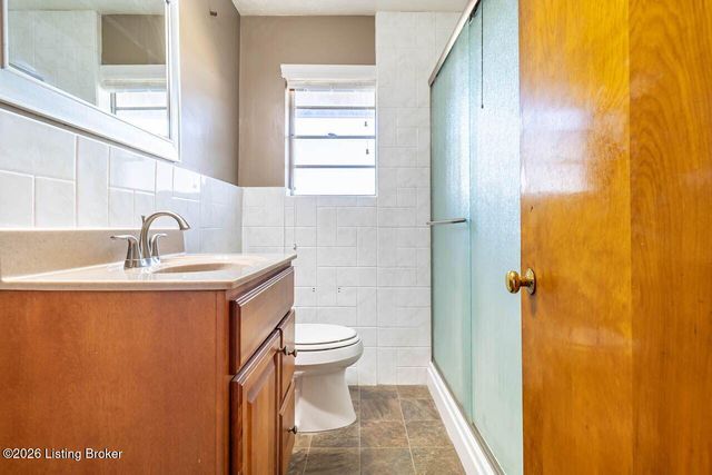 5739 Dorinda Dr, Louisville, KY 40258