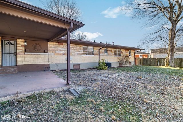 5739 Dorinda Dr, Louisville, KY 40258