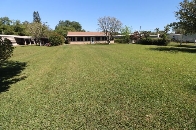 12644 SE 108th Drive, Okeechobee, FL 34974