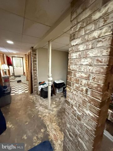 2812 6TH ST NE, Washington, DC 20017