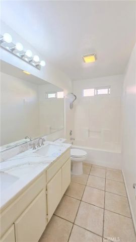 324 Lydia Lane, Corona, CA 92882