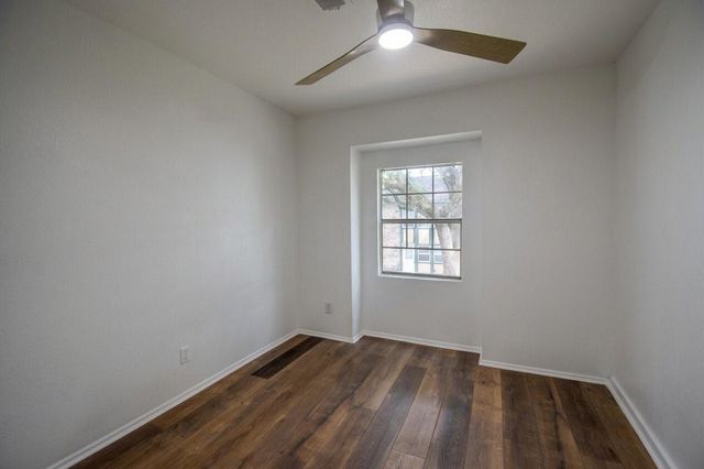 433 Sunset Drive 3, Dickinson, TX 77539