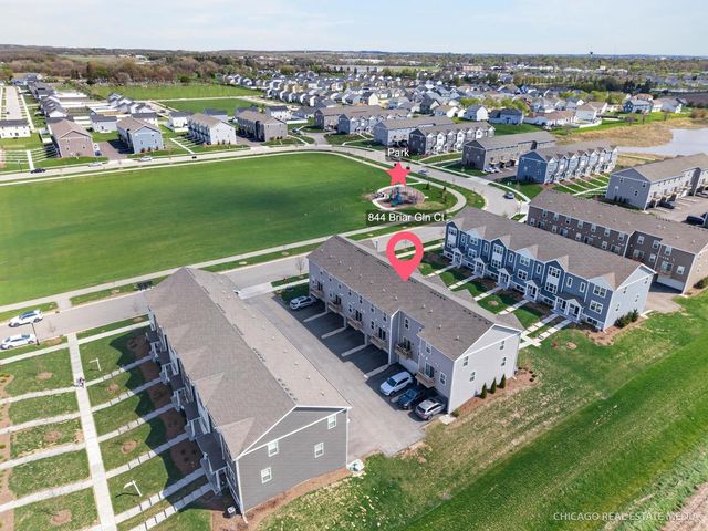 844 Briar Glen Court, Hampshire, IL 60140