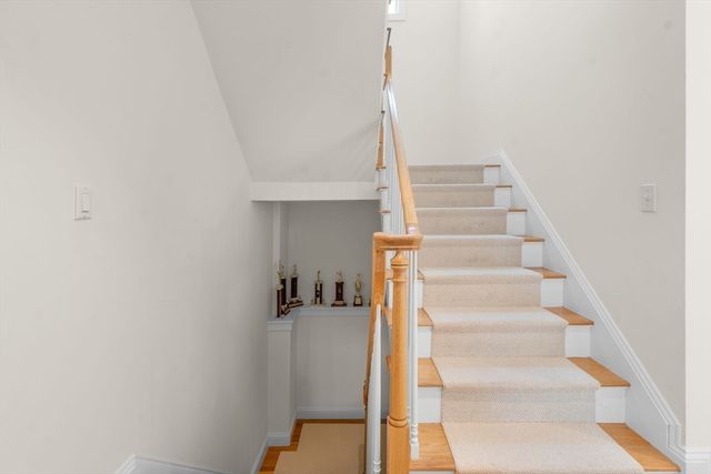 14 Glenneagle Dr, Mashpee, MA 02649