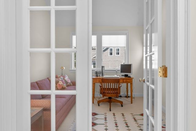 14 Glenneagle Dr, Mashpee, MA 02649