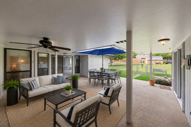 105 Pueblo Circle, Waxahachie, TX 75165