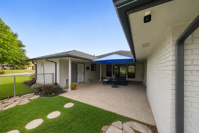 105 Pueblo Circle, Waxahachie, TX 75165