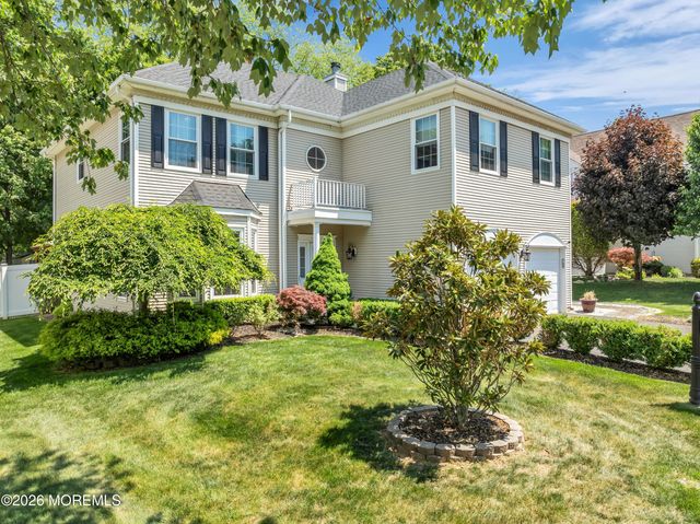 135 Woodcliff Boulevard, Morganville, NJ 07751