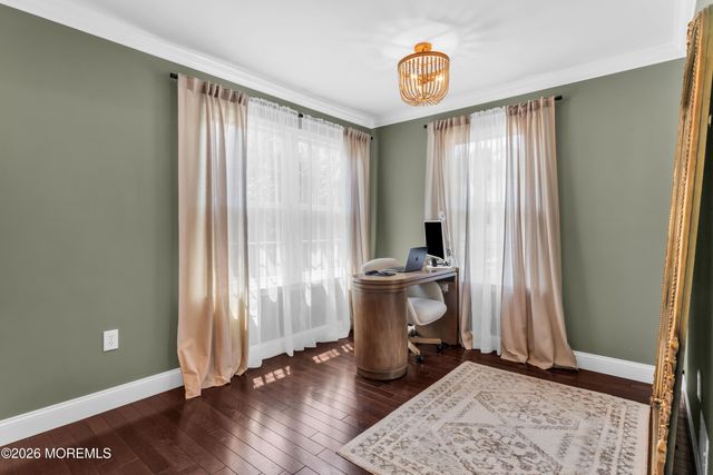 135 Woodcliff Boulevard, Morganville, NJ 07751