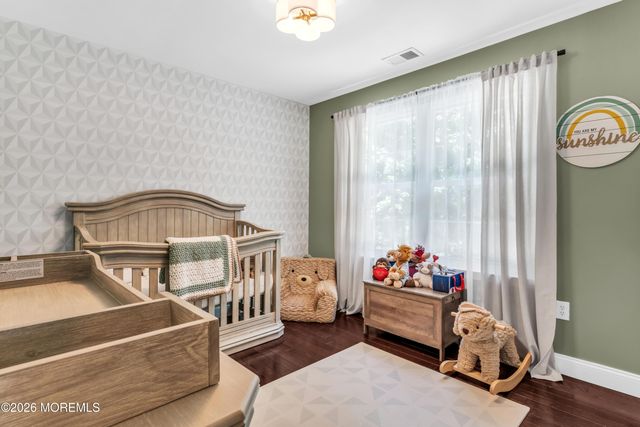 135 Woodcliff Boulevard, Morganville, NJ 07751
