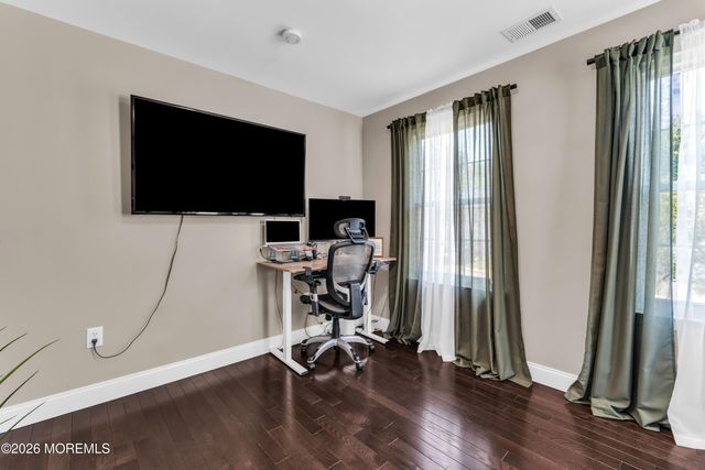 135 Woodcliff Boulevard, Morganville, NJ 07751