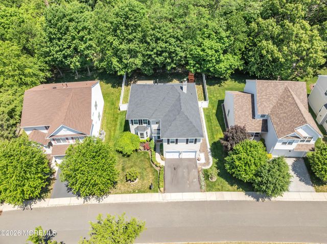 135 Woodcliff Boulevard, Morganville, NJ 07751