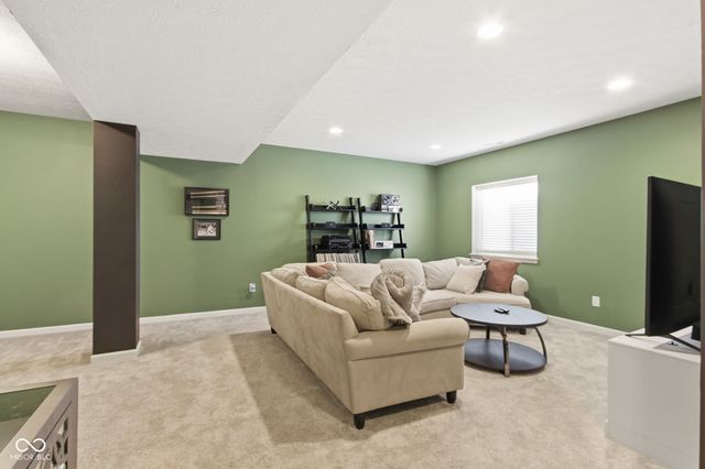 18347 Edinbrook Lane, Westfield, IN 46074