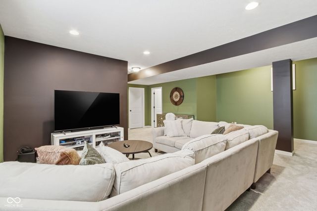 18347 Edinbrook Lane, Westfield, IN 46074