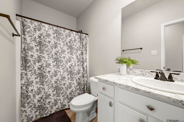 1945 Willow Bend Rd, St Gabriel, LA 70776