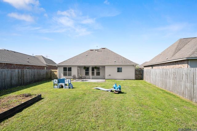 1945 Willow Bend Rd, St Gabriel, LA 70776