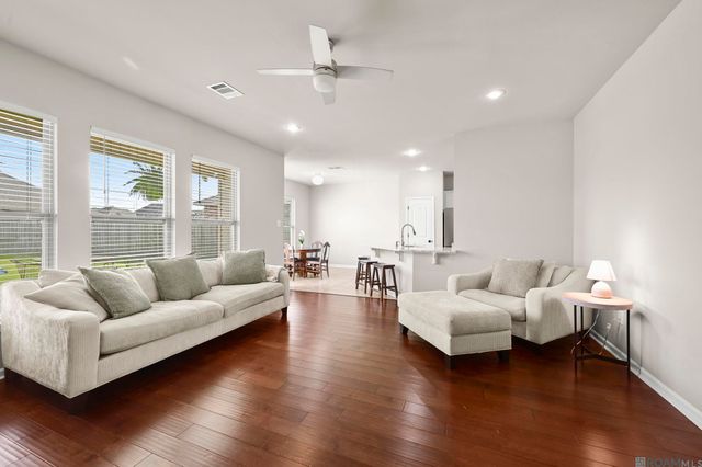 1945 Willow Bend Rd, St Gabriel, LA 70776