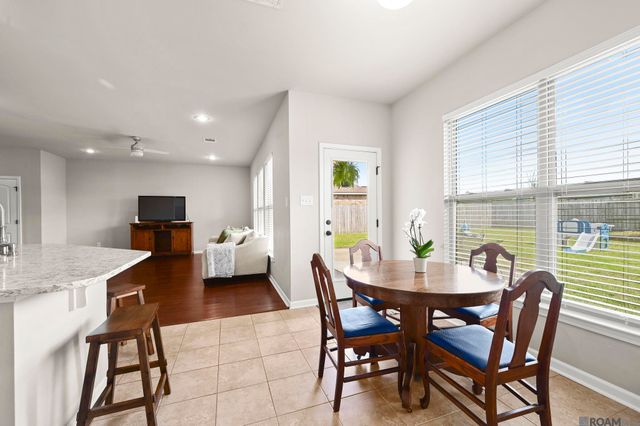 1945 Willow Bend Rd, St Gabriel, LA 70776