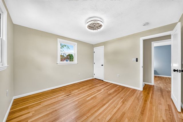 9 Valerie Ave, Billerica, MA 01821