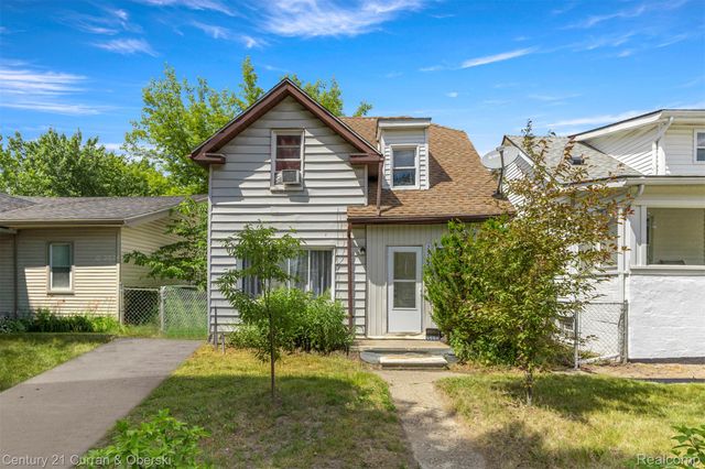 25520 New York Street, Dearborn Heights, MI 48125