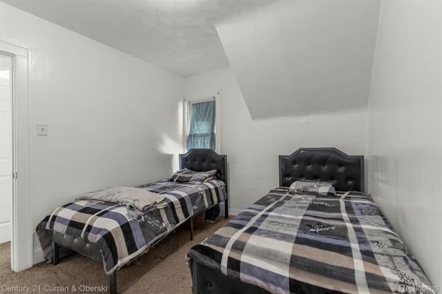 25520 New York Street, Dearborn Heights, MI 48125