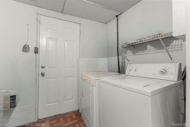 25520 New York Street, Dearborn Heights, MI 48125