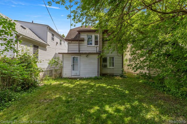 25520 New York Street, Dearborn Heights, MI 48125