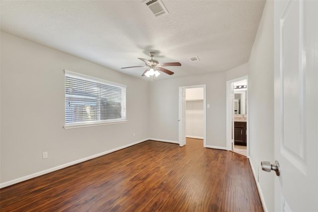 523 Shenandoah Drive, Richmond, TX 77469