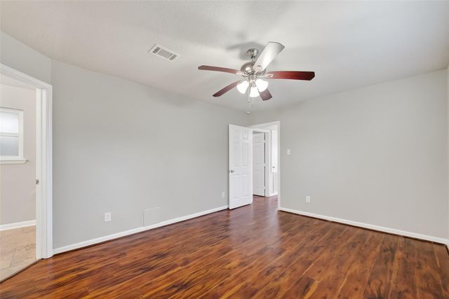 523 Shenandoah Drive, Richmond, TX 77469