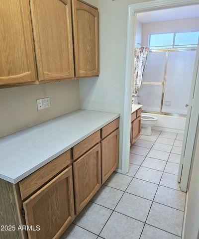 3713 E WINDSONG Drive, Phoenix, AZ 85048