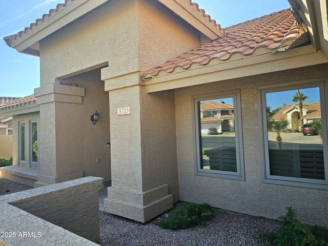 3713 E WINDSONG Drive, Phoenix, AZ 85048