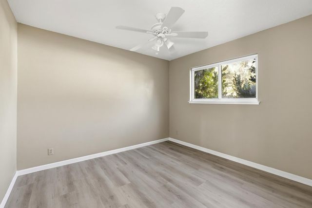 8077 Caribbean Way, Sacramento, CA 95826