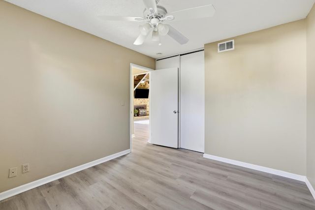 8077 Caribbean Way, Sacramento, CA 95826