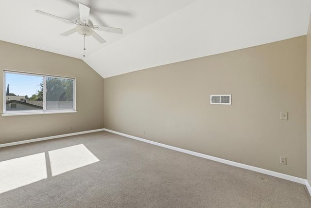 8077 Caribbean Way, Sacramento, CA 95826