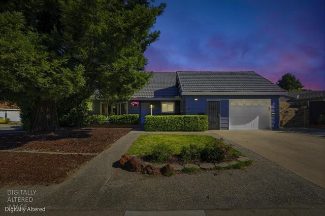 8077 Caribbean Way, Sacramento, CA 95826
