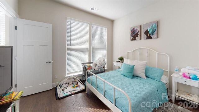 244 Uptown West Drive, Charlotte, NC 28208