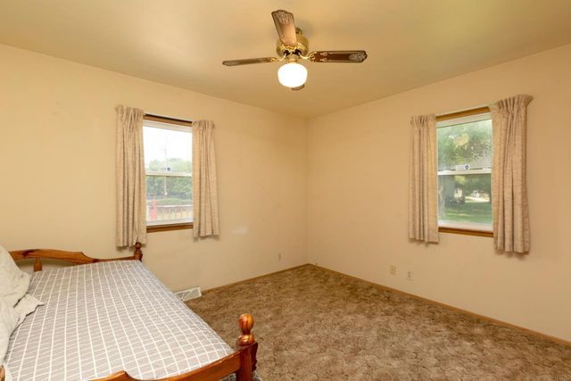 431 Wendell Court, Waterloo, IA 50703
