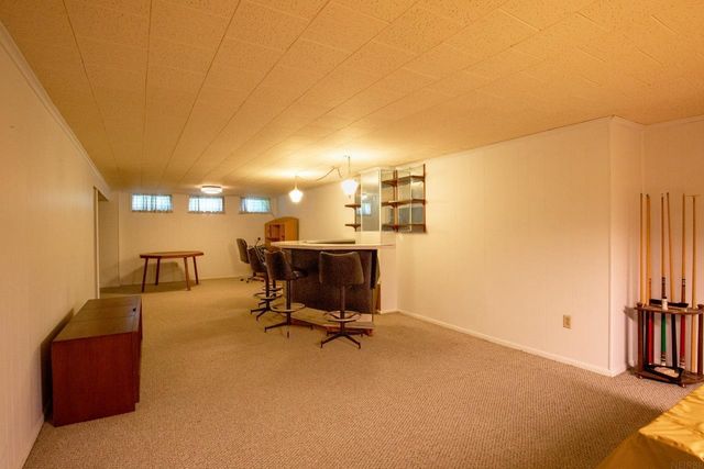 431 Wendell Court, Waterloo, IA 50703