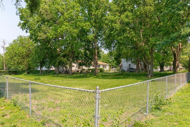 431 Wendell Court, Waterloo, IA 50703