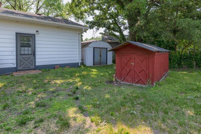 431 Wendell Court, Waterloo, IA 50703