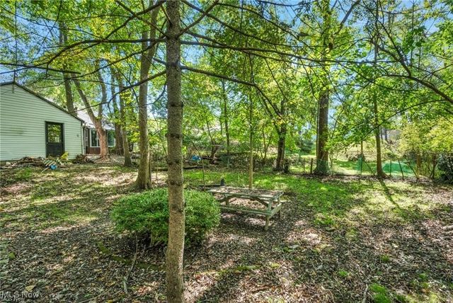 15 Cresswell Avenue, Bedford, OH 44146